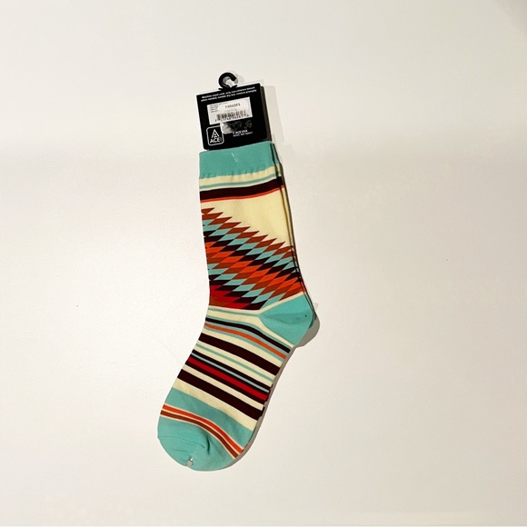 15. 2 Pairs Fun ACE USA Socks - Picture 3 of 5